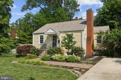 3819 14th St S, Arlington, VA 22204