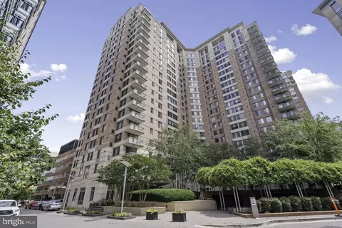 851 N Glebe Rd #1103, Arlington, VA 22203