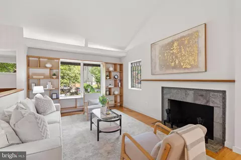 Living - 4834 8th St S, Arlington, VA 22204 photo 2 of 3