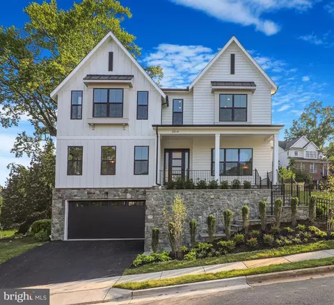 3514 N Potomac St, Arlington, VA 22213