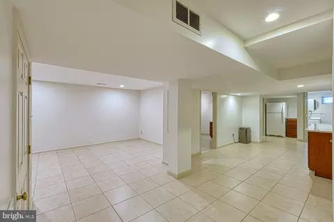 Other - 3820 Lorcom Ln, Arlington, VA 22207 photo 16 of 17