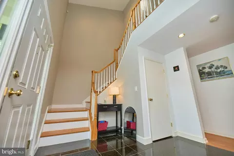 Entry Way - 3820 Lorcom Ln, Arlington, VA 22207 photo 2 of 7