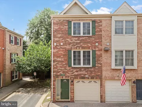 1802 H 9th St S, Arlington, VA 22204
