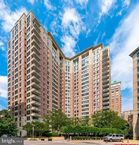 851 N Glebe Rd #1413, Arlington, VA 22203