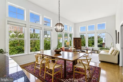 1418 N Rhodes St #B422, Arlington, VA 22209