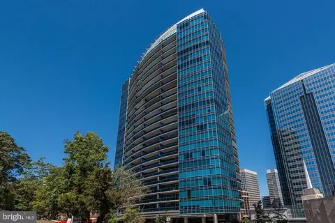 1881 N Nash St #607, Arlington, VA 22209