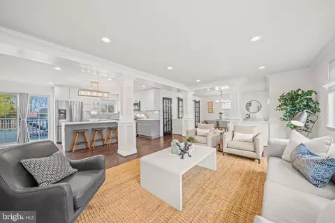 3206 N Glebe Rd, Arlington, VA 22207
