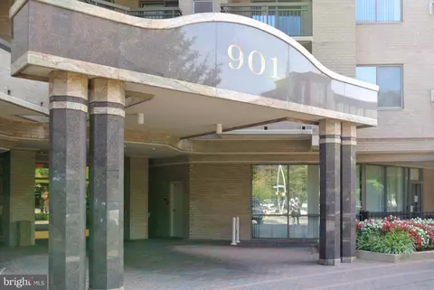 901 N Monroe St #308, Arlington, VA 22201