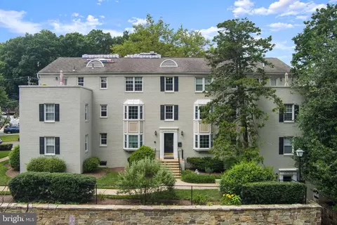 824 Arlington Ml S #203, Arlington, VA 22204