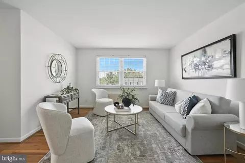 2030 N Vermont St #304, Arlington, VA 22207