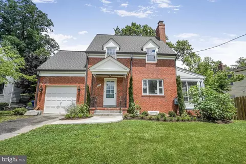 6111 Washington Blvd, Arlington, VA 22205
