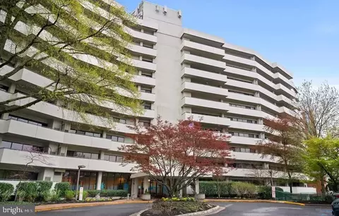 5300 Columbia Pike #904, Arlington, VA 22204