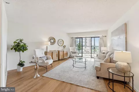 1600 N Oak St #609, Arlington, VA 22209