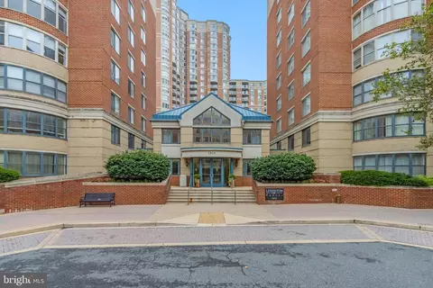 3835 9th St N #1001W, Arlington, VA 22203