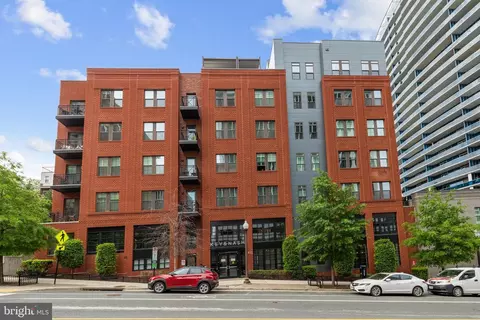 1411 Key Blvd #411, Arlington, VA 22209