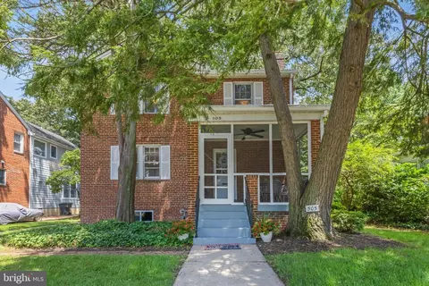 505 S Irving St, Arlington, VA 22204