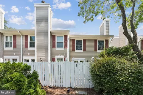 2917 D S Woodstock St 4 #4, Arlington, VA 22206