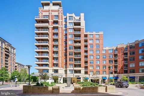 3600 S Glebe Rd #613W, Arlington, VA 22202