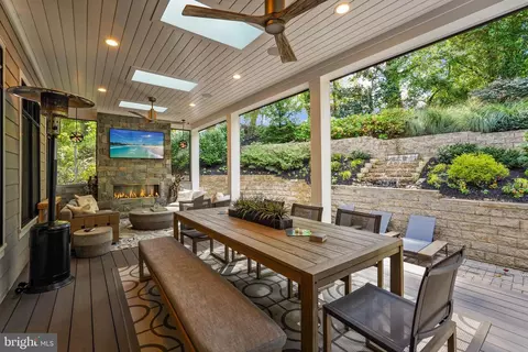 3400 Military Rd, Arlington, VA 22207