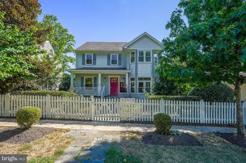 35 N Highland St, Arlington, VA 22201