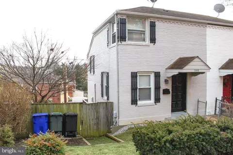 3616 Kemper Rd, Arlington, VA 22206