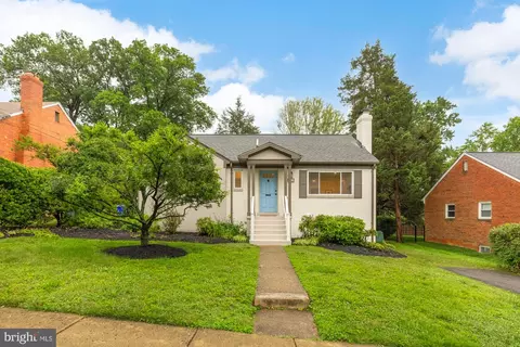 6232 18th Rd N, Arlington, VA 22205