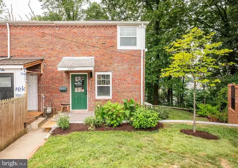 2444 S Oakland St, Arlington, VA 22206
