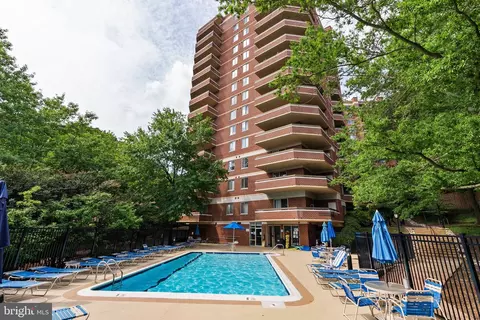 1276 N Wayne St #1024, Arlington, VA 22201