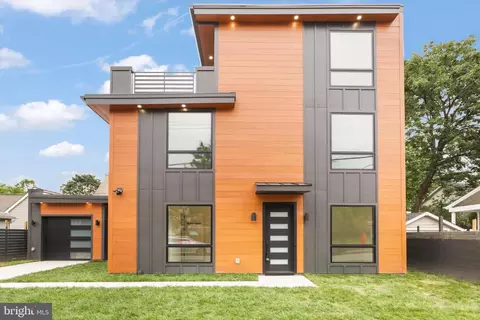 2007 S Joyce St, Arlington, VA 22202