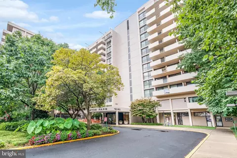4141 N Henderson Rd #805, Arlington, VA 22203