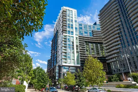 1781 N Pierce St #1201, Arlington, VA 22209