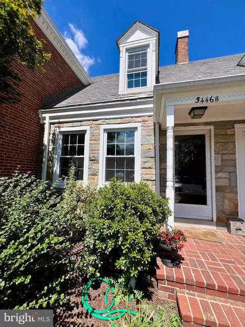 3446 S Utah St #B, Arlington, VA 22206