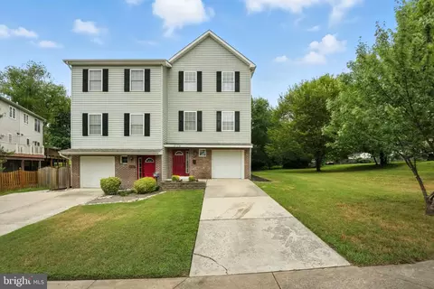 2134 S Lowell St, Arlington, VA 22204