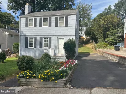 954 N Longfellow St, Arlington, VA 22205