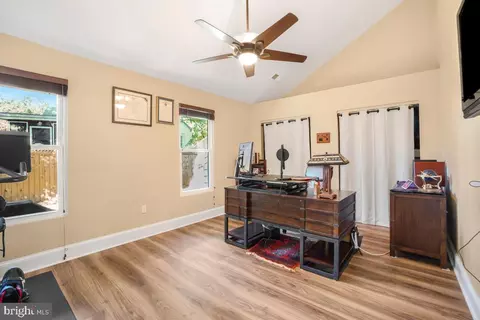 302 S Barton St, Arlington, VA 22204 photo 19