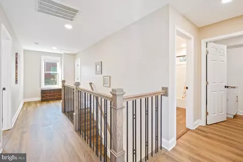 302 S Barton St, Arlington, VA 22204 photo 24