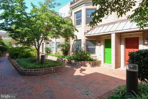 615 N Tazewell St, Arlington, VA 22203