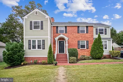 5905 23rd St N, Arlington, VA 22205