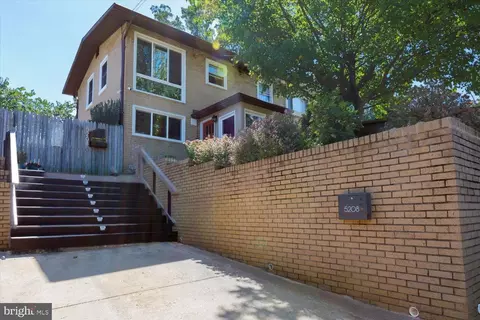 5208 10th Pl S, Arlington, VA 22204