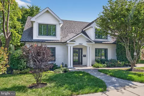 2907 John Marshall Dr, Arlington, VA 22207