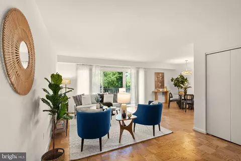4360 Cherry Hill Rd #103, Arlington, VA 22207