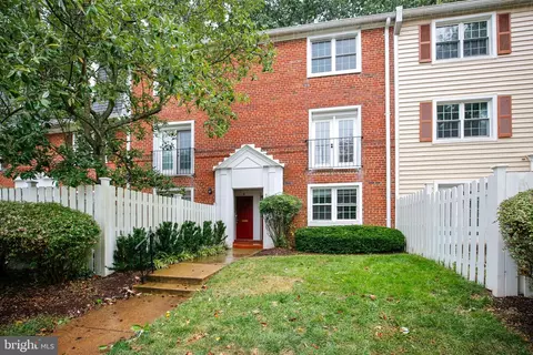 4657 C 28th Rd S #C, Arlington, VA 22206