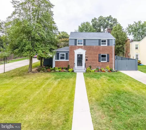 3300 6th St S, Arlington, VA 22204