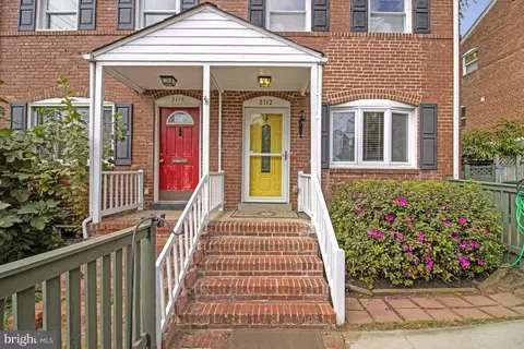 3112 S Hayes St, Arlington, VA 22202