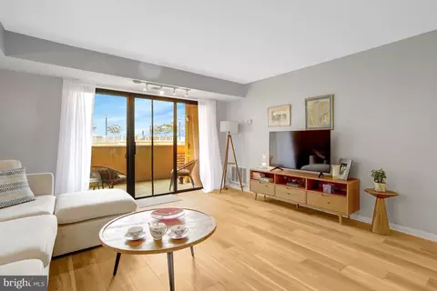 1301 N Courthouse Rd #1108, Arlington, VA 22201