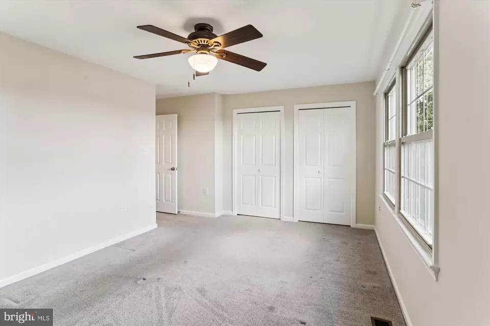Bedroom - 945 S Scott St #2, Arlington, VA 22204 photo 2 of 5
