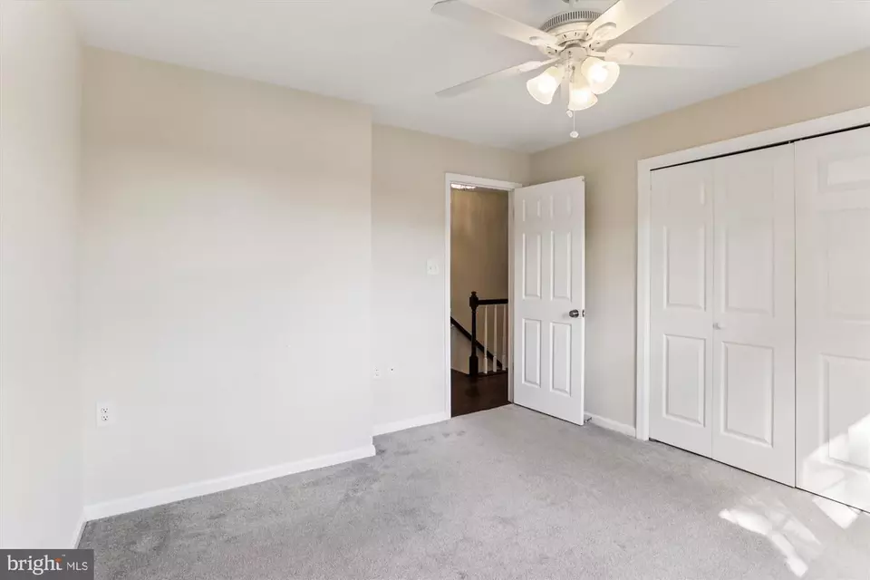 Bedroom - 945 S Scott St #2, Arlington, VA 22204 photo 5 of 5
