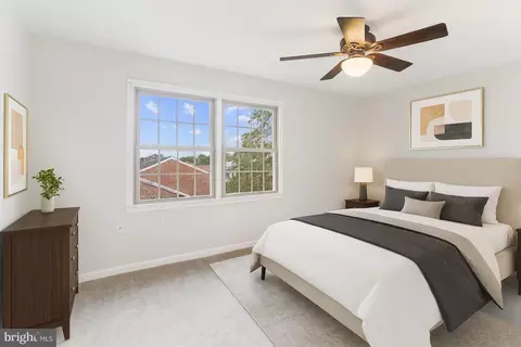 Bedroom - 945 S Scott St #2, Arlington, VA 22204 photo 1 of 5