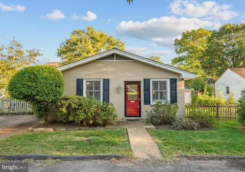 505 N Edison St, Arlington, VA 22203
