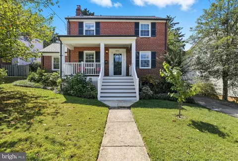 6316 26th St N, Arlington, VA 22207